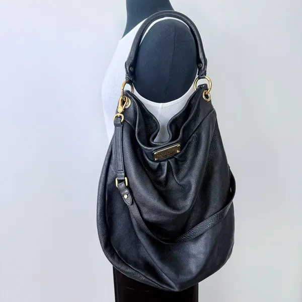 Marc by Marc Jacobs Classic Q HUGE Hillier Leather Hobo in black
