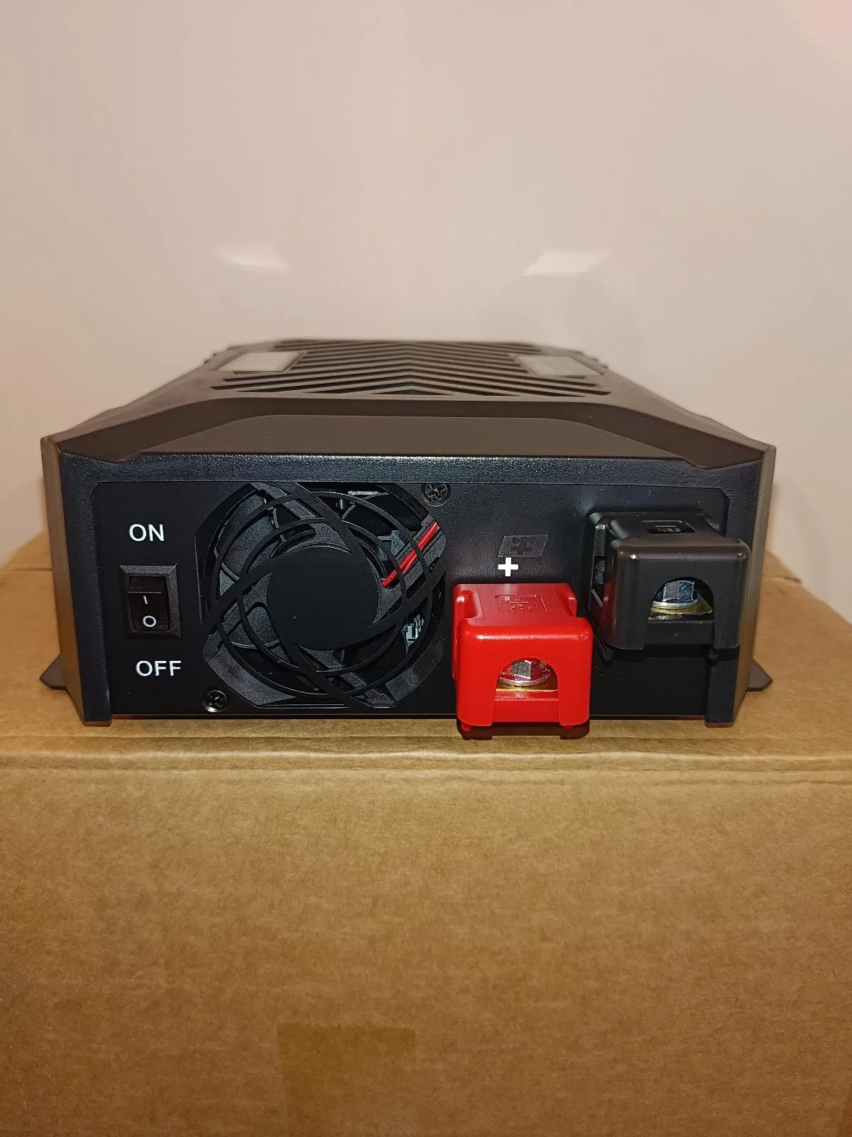 Brand New 12 Volt / 2000 Watt Pure sine wave power inverter – photo 3