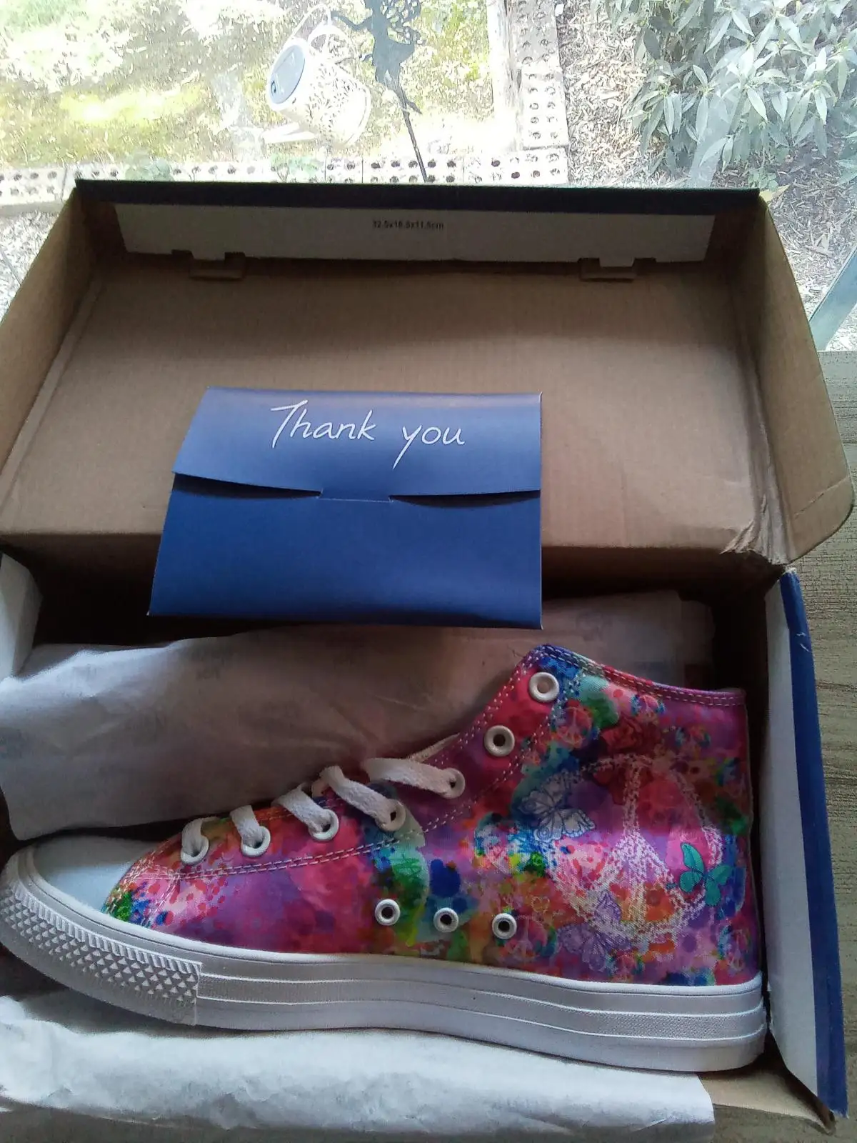 Brand Yes We Vibe Sneakers Ladies Size 10.5us – photo 3