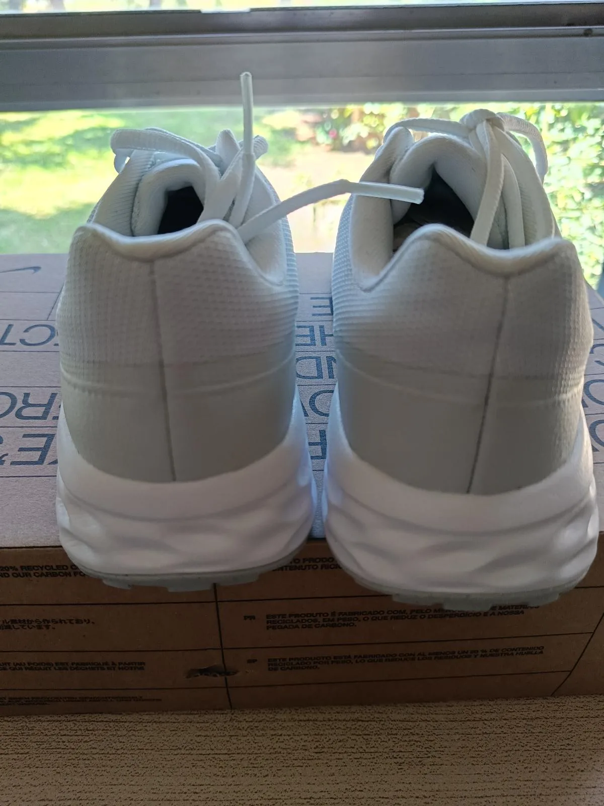Nike Revolution Size 7 Ladies – photo 3