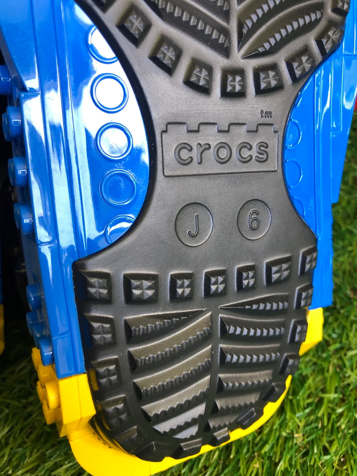 New LEGO crocs kids size j6 — photo 6