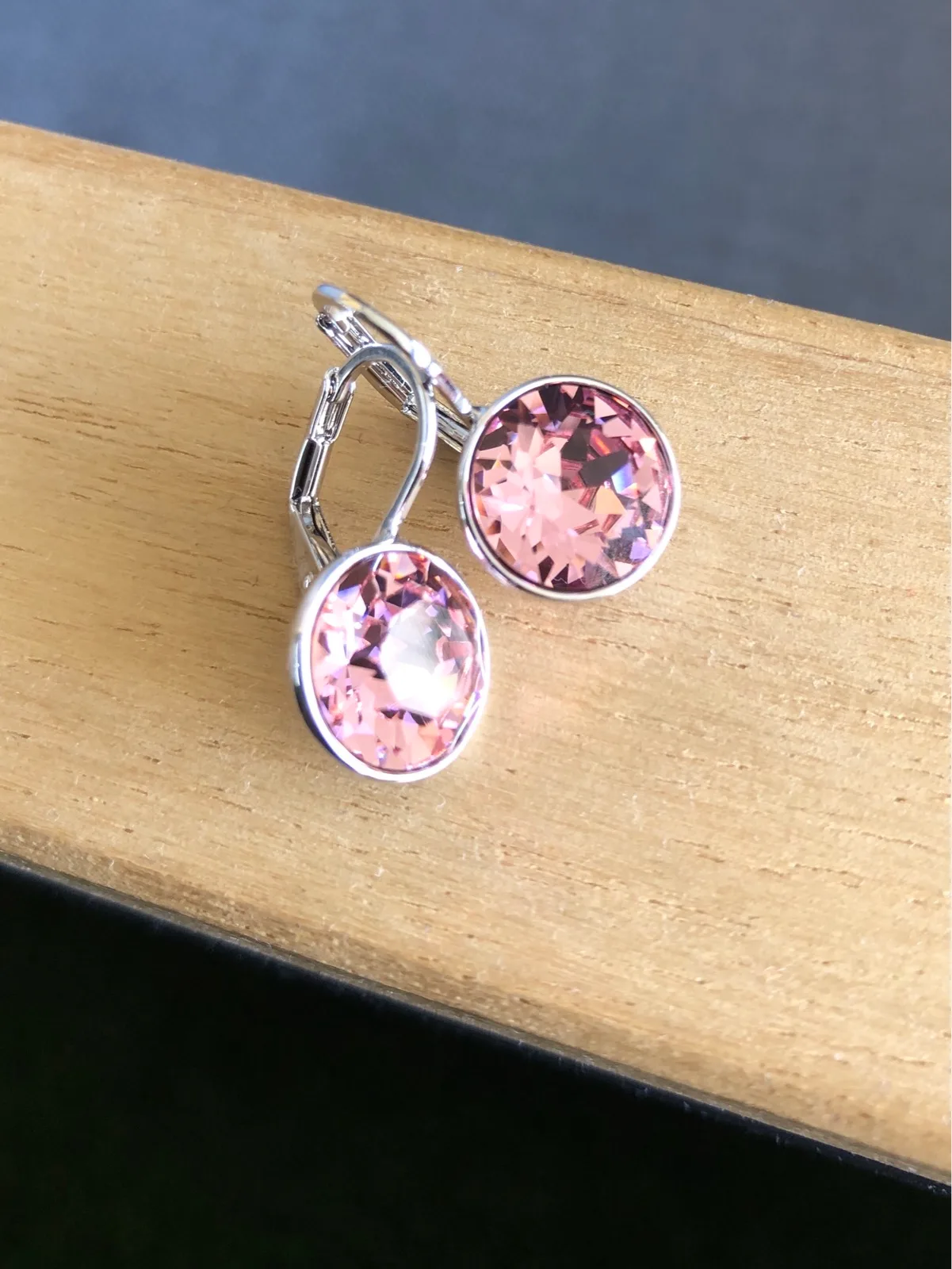 Pink crystal drop earrings — photo 3