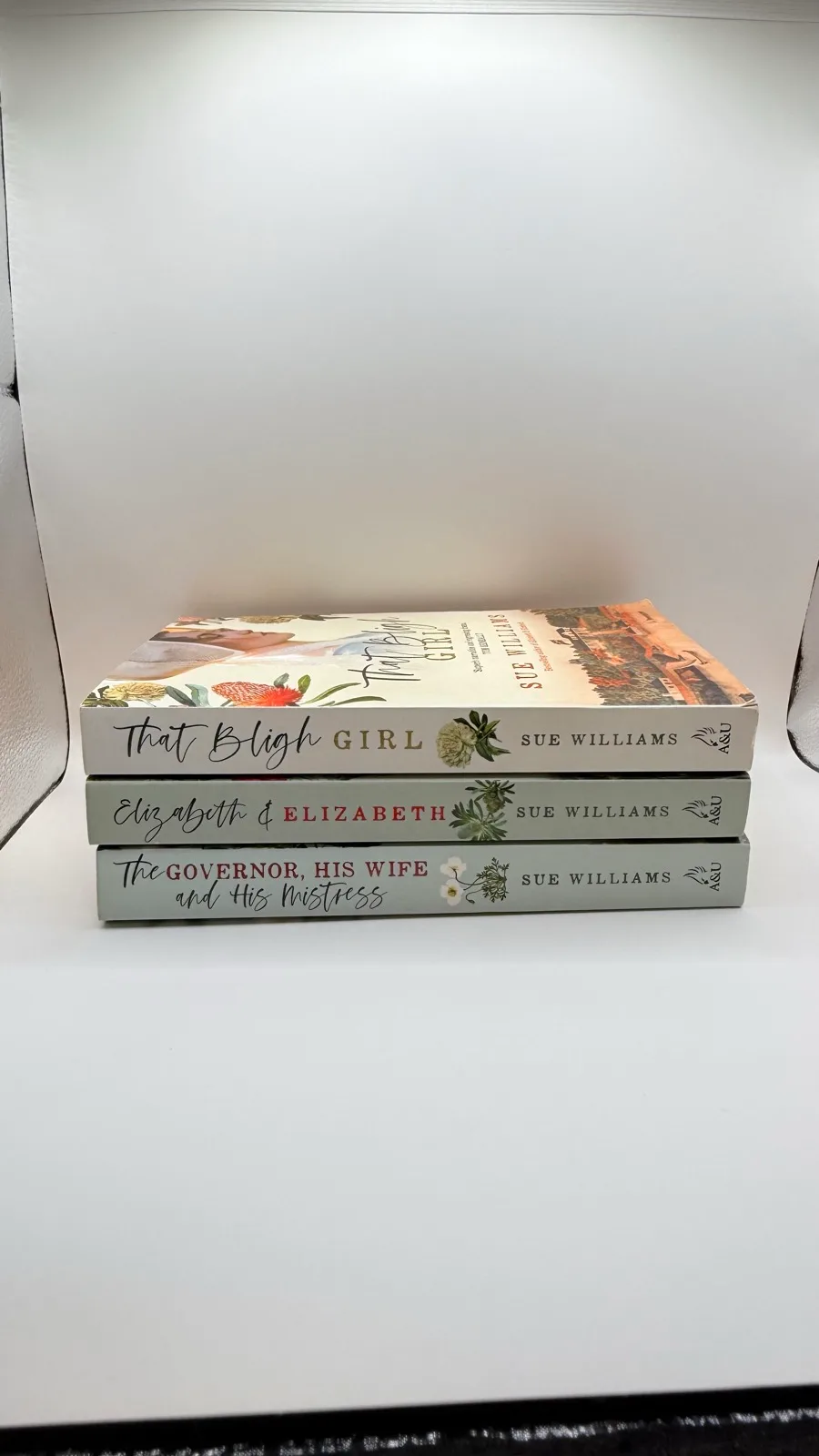 Book bundle x 5 books good to fair condition – photo 5