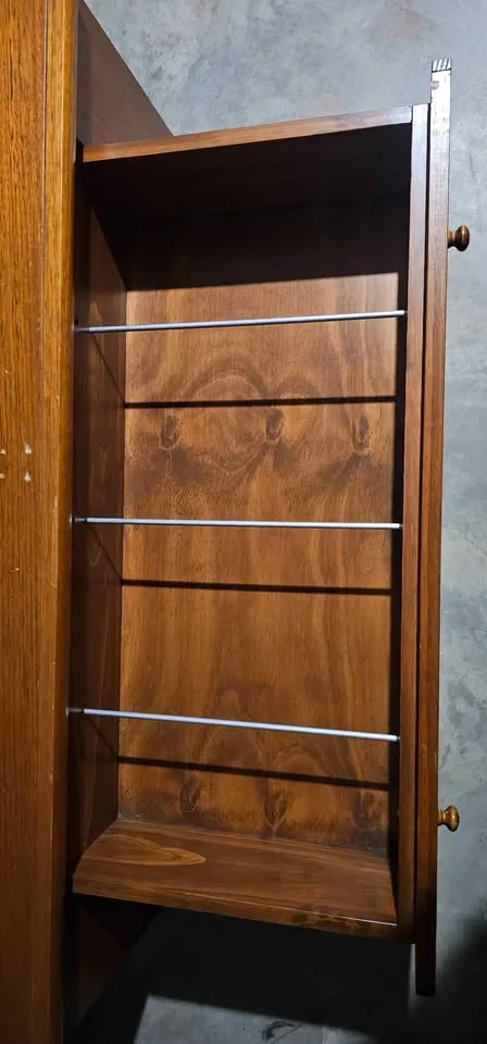 T.V Cabinet – photo 3