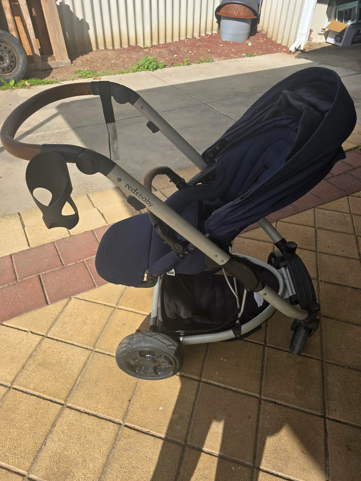 Redsbaby stroller & carrier — photo 4