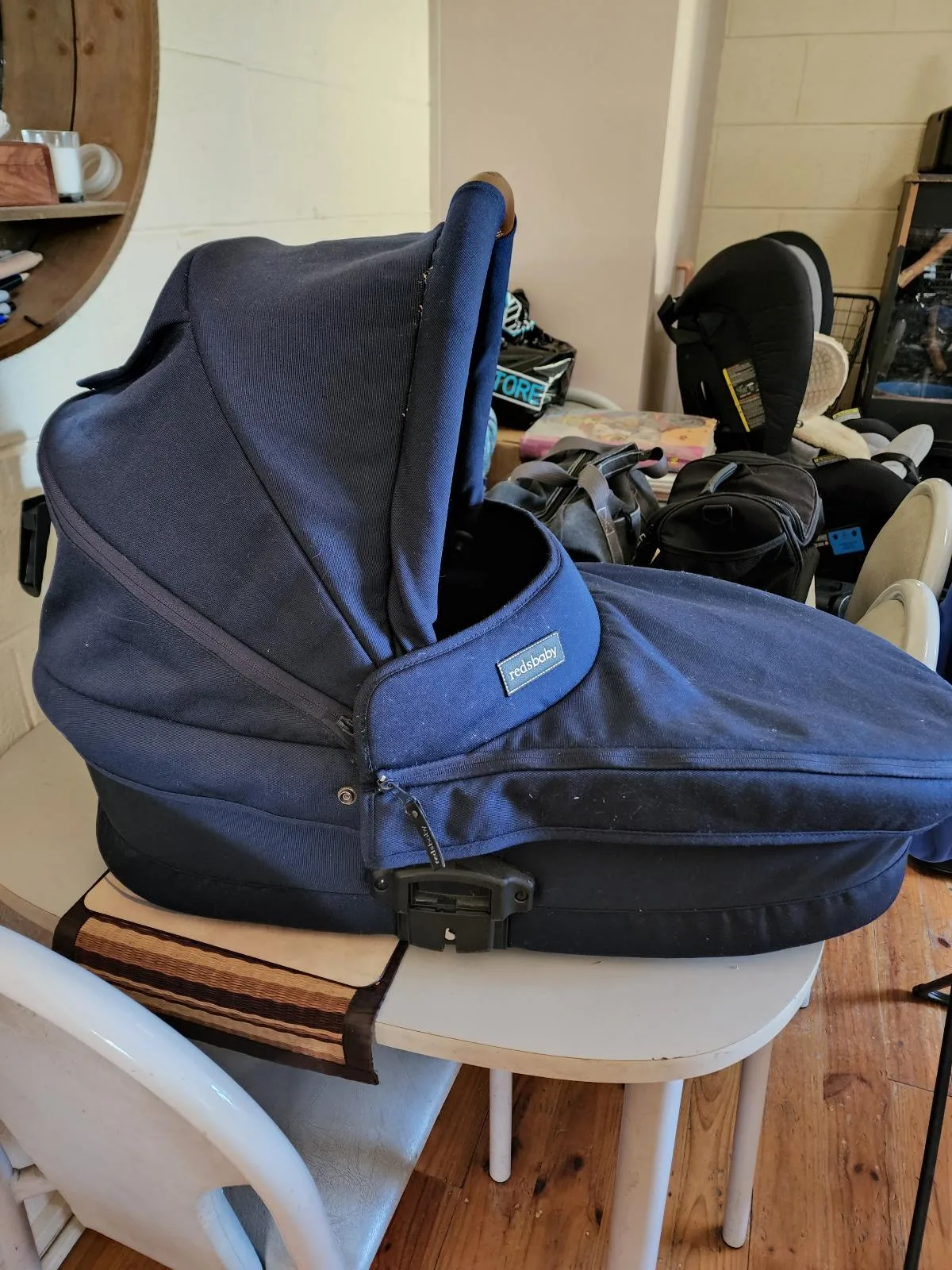 Redsbaby stroller & carrier — photo 5