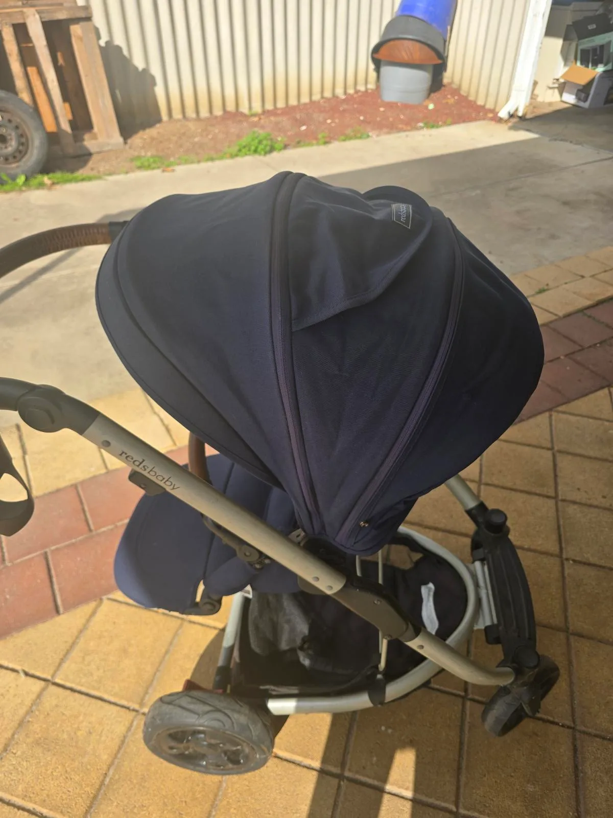 Redsbaby stroller & carrier — photo 3
