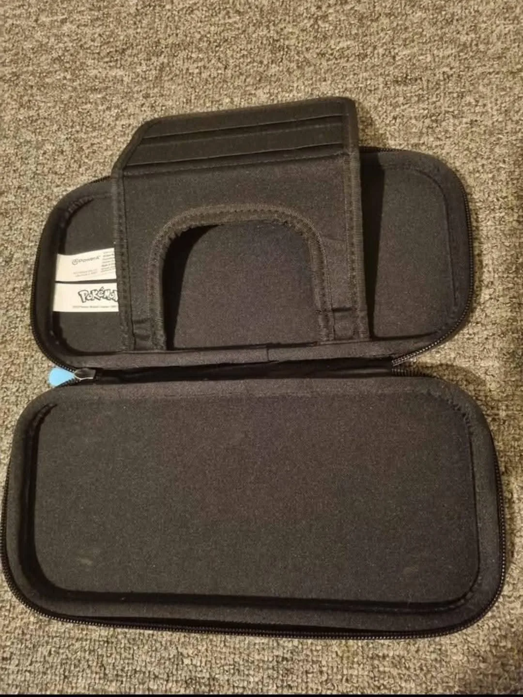 Nintendo switch case — photo 3