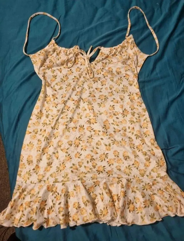 Yellow floral backless dress