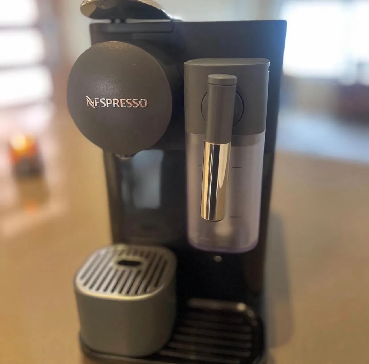 DeLonghi Nespresso Machine — photo 3