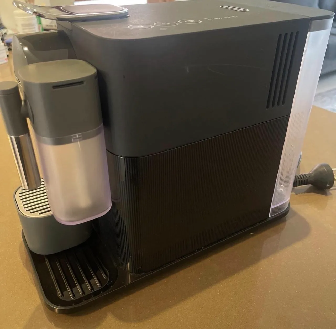 DeLonghi Nespresso Machine — photo 2