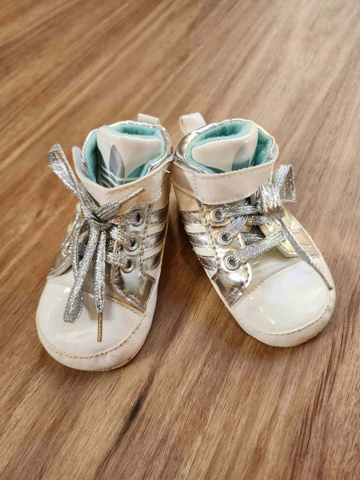 Baby Girl Sneaker Bundle - 2 Converse All Star 1 Adidas High Top
US2 — photo 4