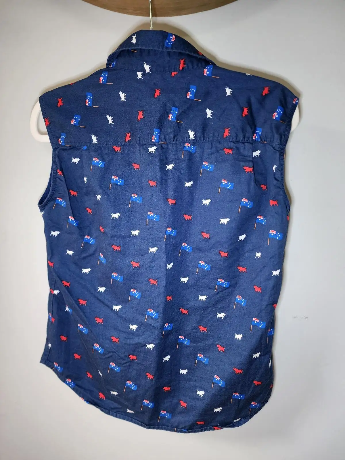 Ringers Western Country Rodeo Navy Aussie Flag Bull Sleeveless Shirt 8-10 NWT – photo 5