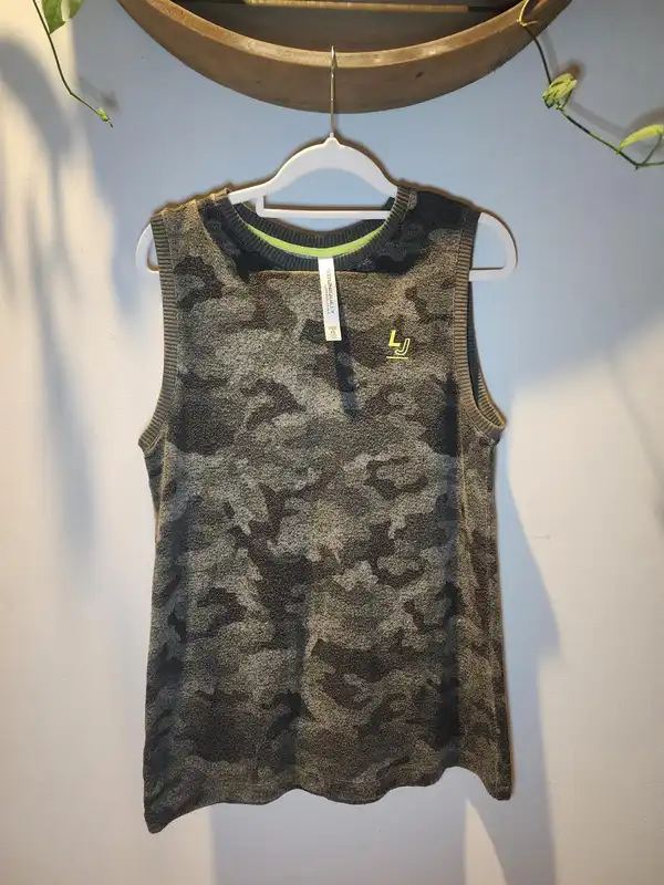 Lorna Jane Uniquely Camo Tank Top Size XS Grey Green Camouflage Knit Active Top