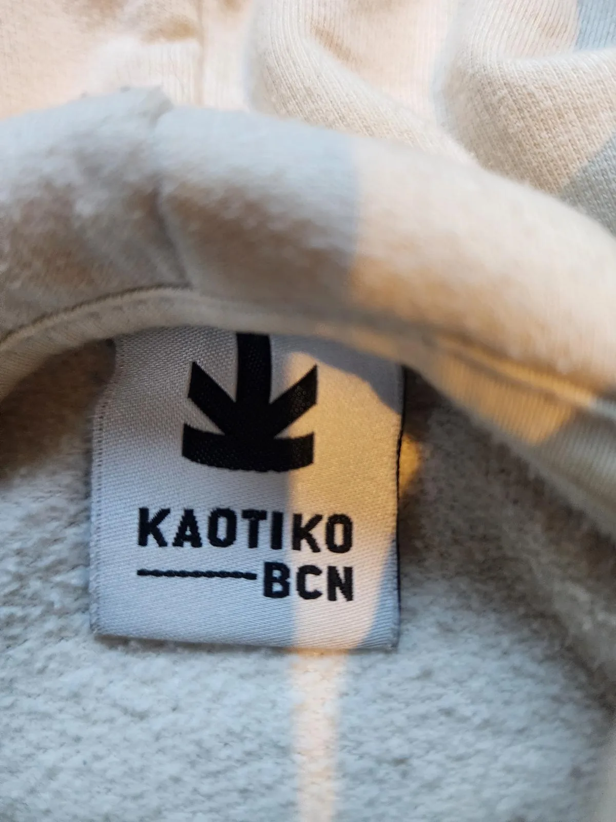 KAOTIKO BCN Protection Cherub Angel Hoodie Off-White Cream Unisex Size S Small — photo 4
