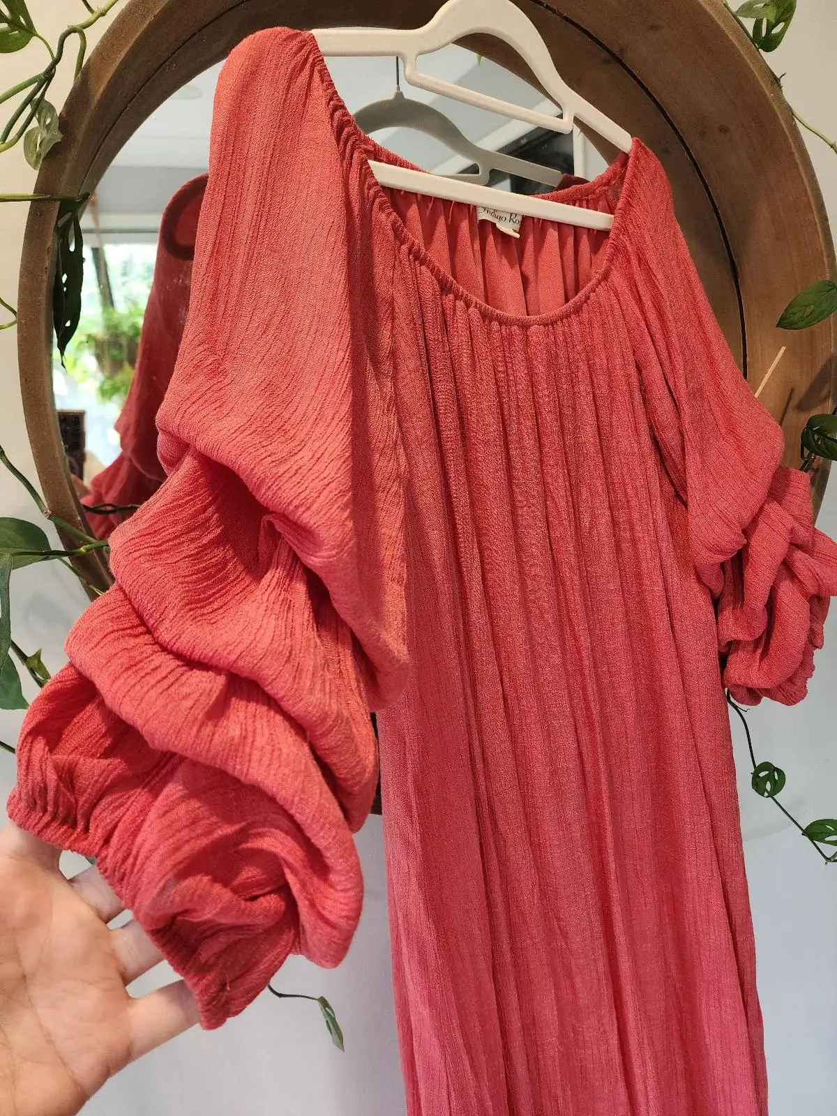 Indigo Rose Coral Pink Crinkle Puff Sleeve Smock Mini Dress Size PXL – photo 2