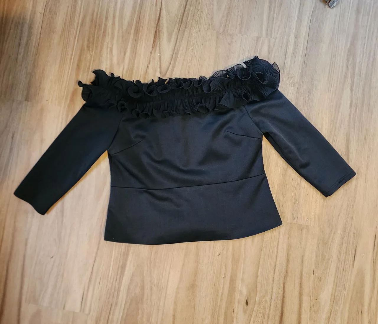 MONTIQUE Plus Size Glam Frill Off Shoulder Top Fits Size 16 18 Black Evening Pep – photo 3