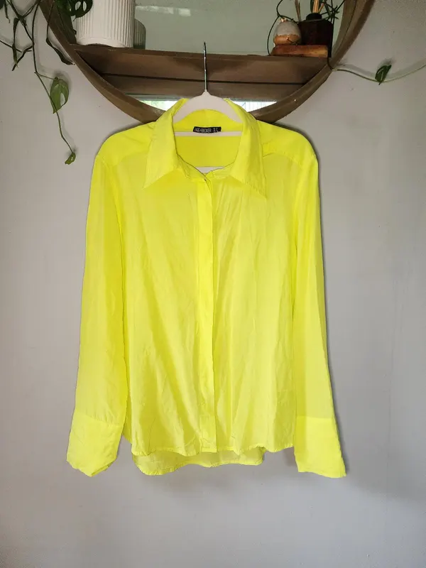 Fate + Becker Electric Neon Lime Yellow Dopamine Trinny Layering Shirt 10