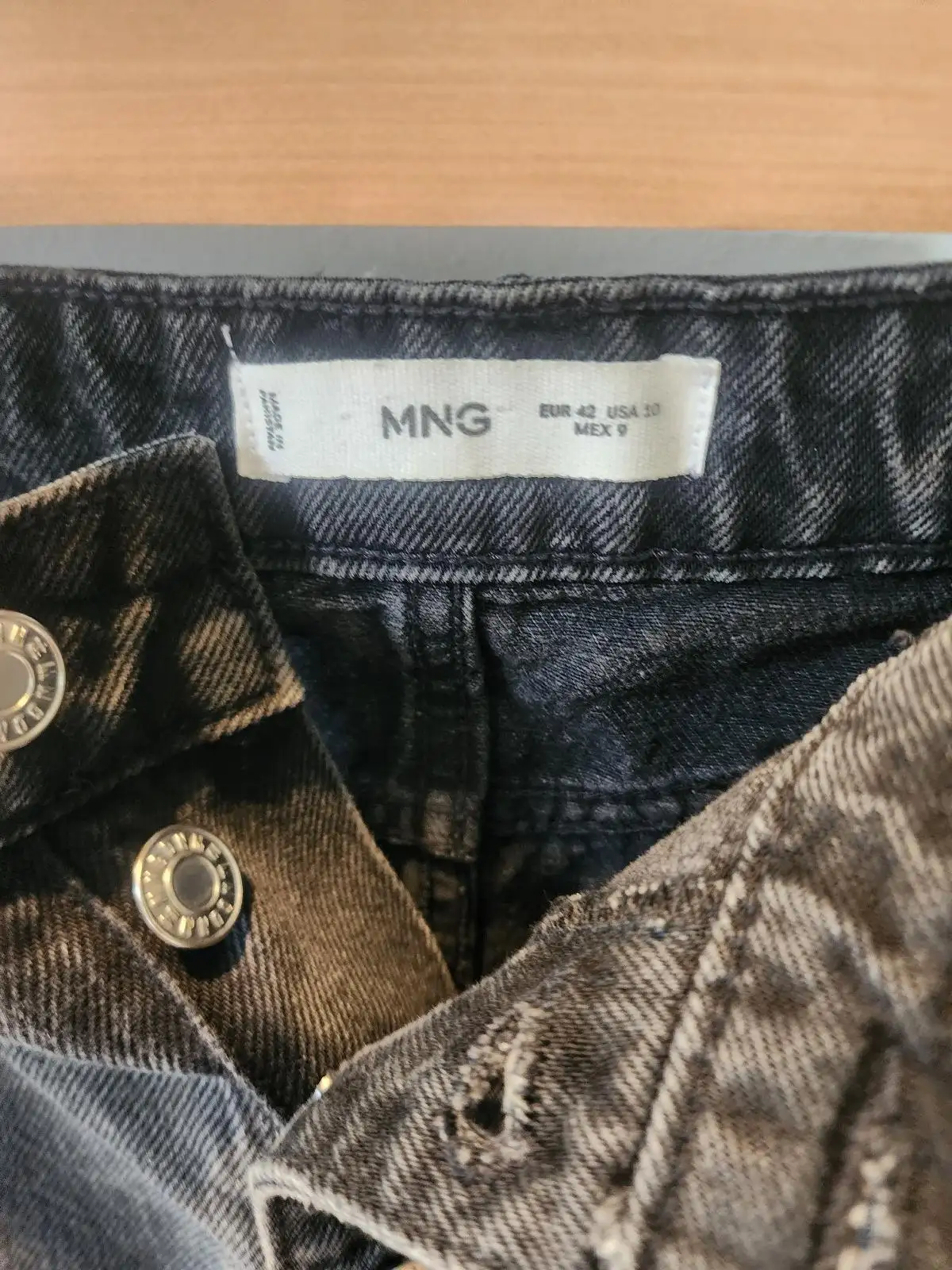 MNG (Mango) Black y2k Acid Wash High Waist Button Fly Denim Grunge Shorts 12-14 – photo 3