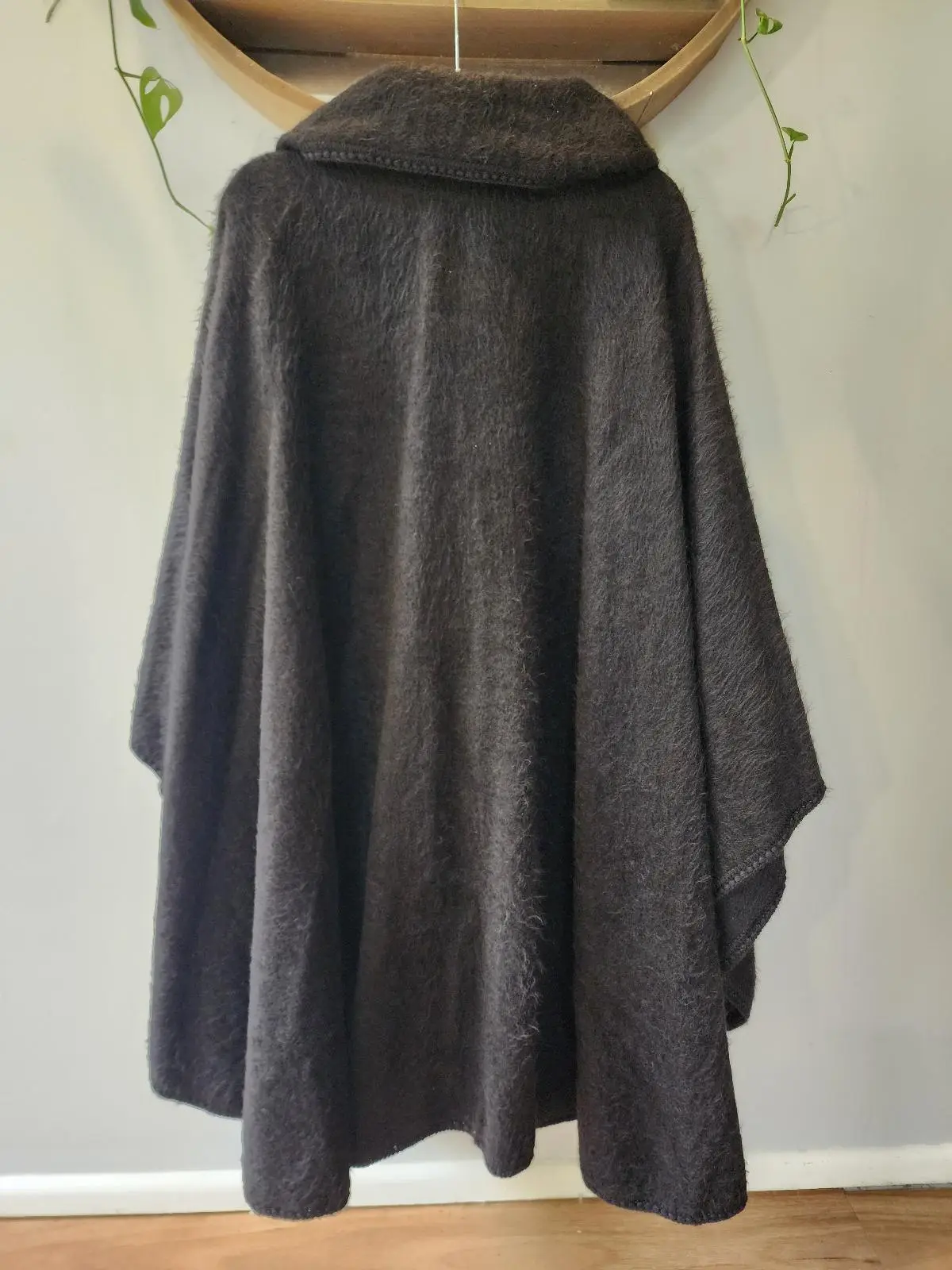 Alpaca Camargo Dark Grey Black Button Up Poncho Cape Attached Fringe Scarf O/S – photo 5