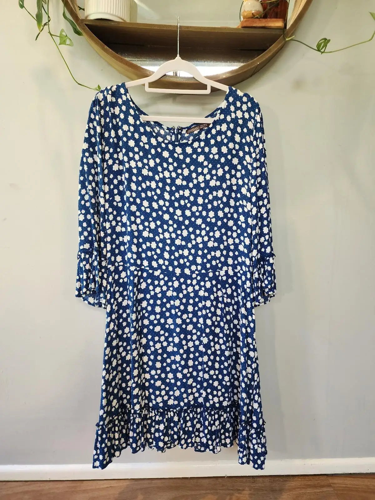 Mister Zimi Blue White Floral Drop Waist Ruffle Sleeve Mini Dress Size 14 – photo 4
