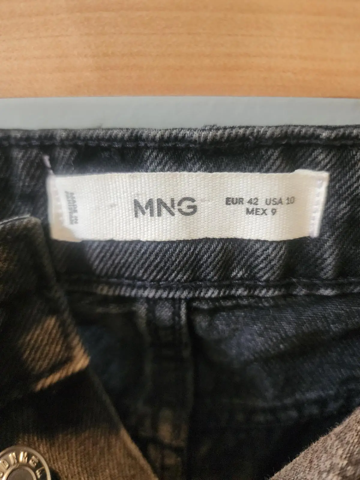 MNG (Mango) Black y2k Acid Wash High Waist Button Fly Denim Grunge Shorts 12-14 – photo 4