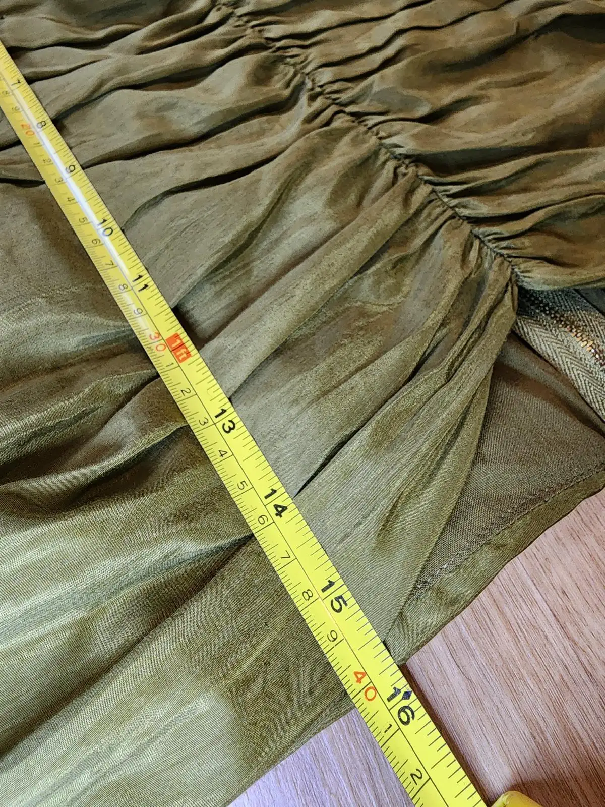 DISSH Olive Moss Green Ruched Quiet Luxury Zip Back Crop Top Size 12 M – photo 6