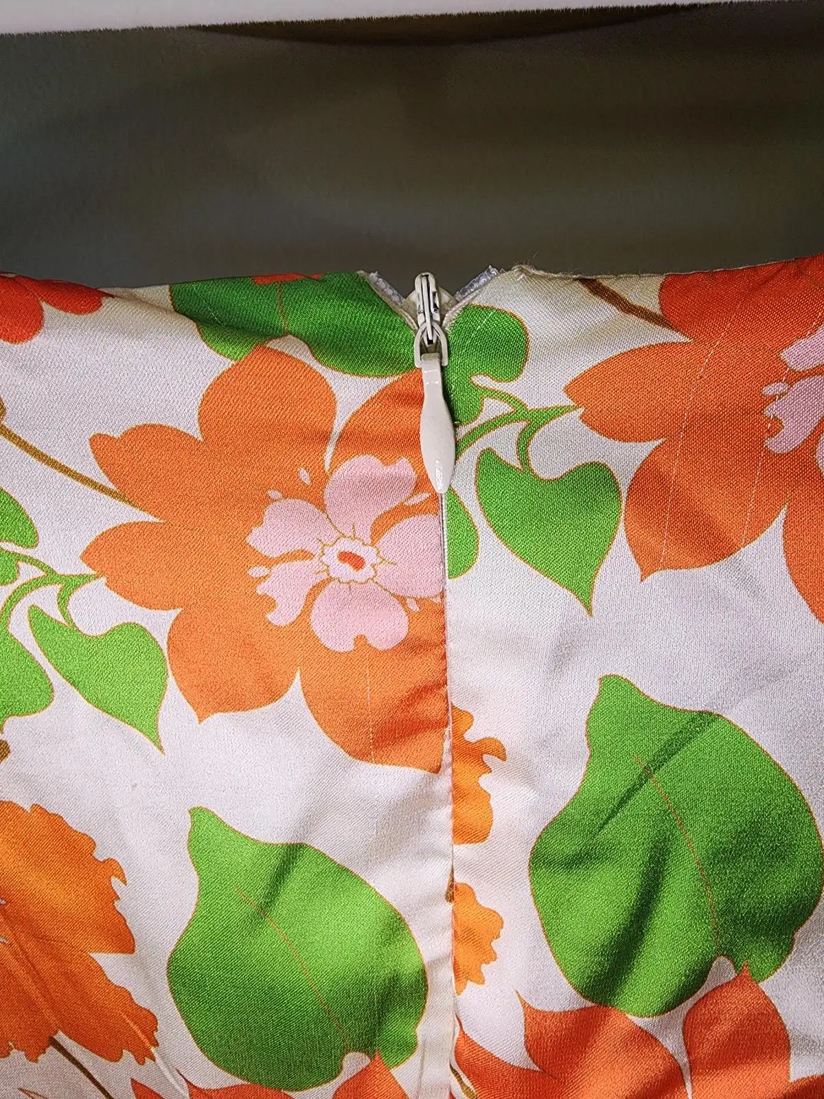 ALL ABOUT MAY Retro Orange Floral Keyhole Cutout Mini Dress Size 12 – photo 9