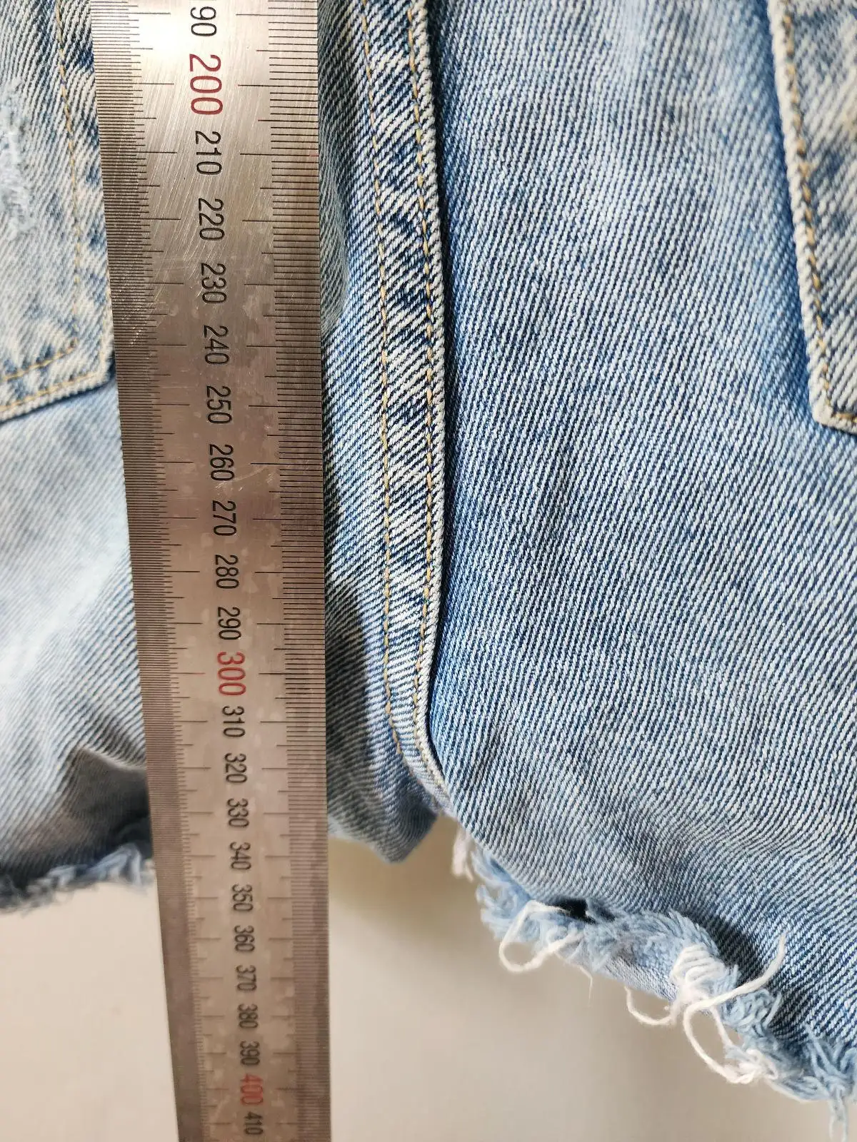 DECJUBA Studded Rock Chic Distressed Y2K Grunge Denim Shorts 14 – photo 8