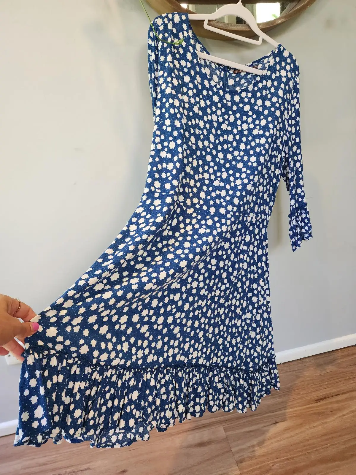 Mister Zimi Blue White Floral Drop Waist Ruffle Sleeve Mini Dress Size 14 – photo 7