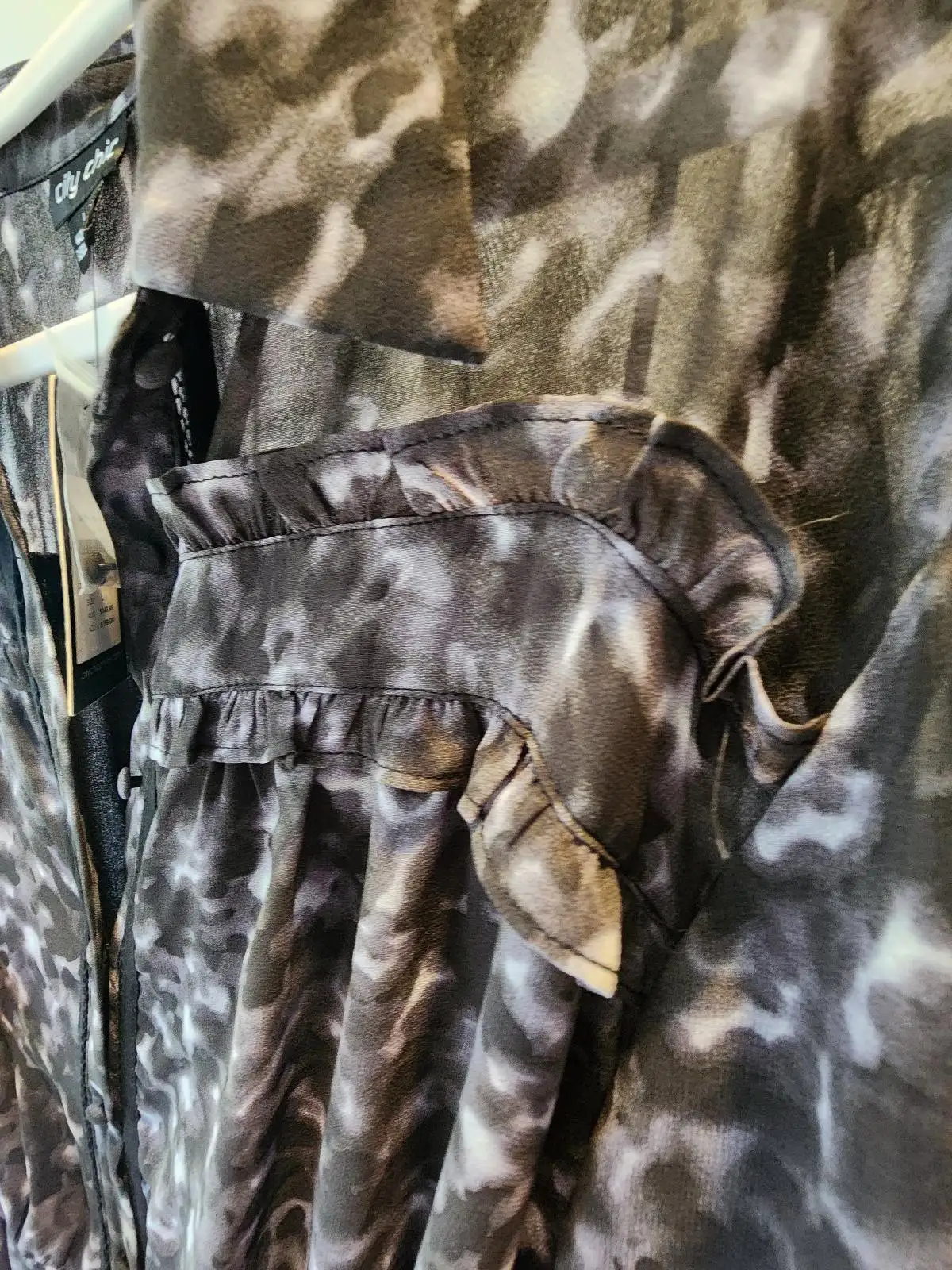 City Chic NWT Emilia Tortoiseshell Belted Chiffon Midi Shirtdress Size L 20 – photo 6
