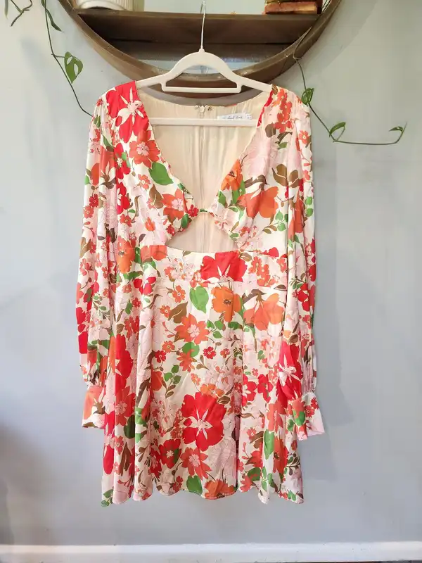 ALL ABOUT MAY Retro Orange Floral Keyhole Cutout Mini Dress Size 12