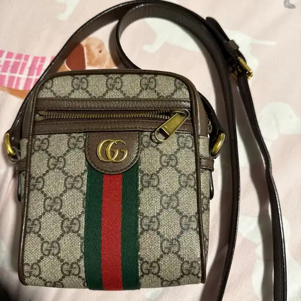 Gucci mini sling bag