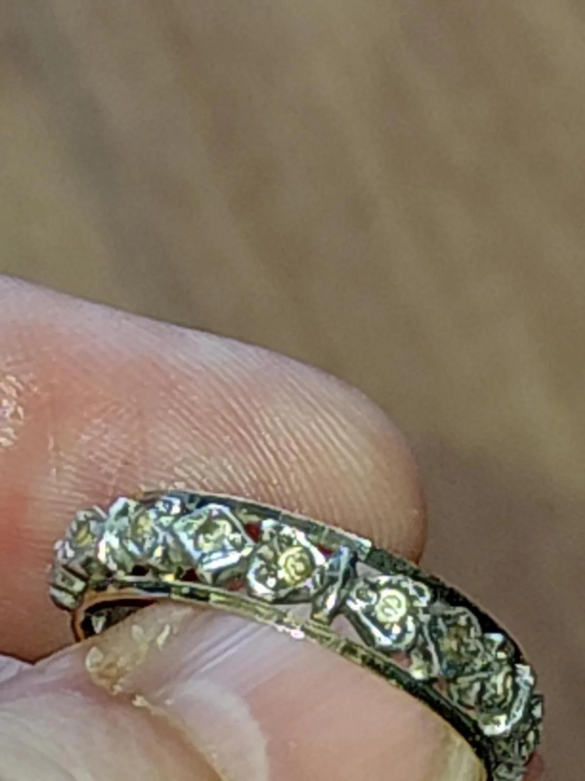Vintage 9ct full circle of Zircons ring size 7.5 – photo 4