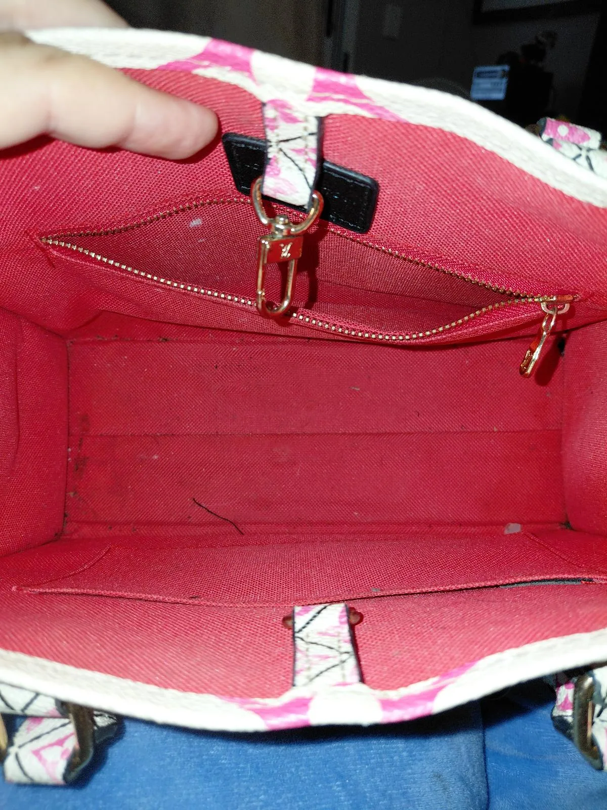 Louis Vuitton pink and white bag with extra strap – photo 3