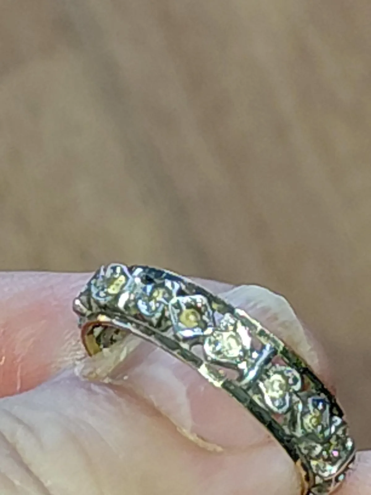 Vintage 9ct full circle of Zircons ring size 7.5 – photo 7
