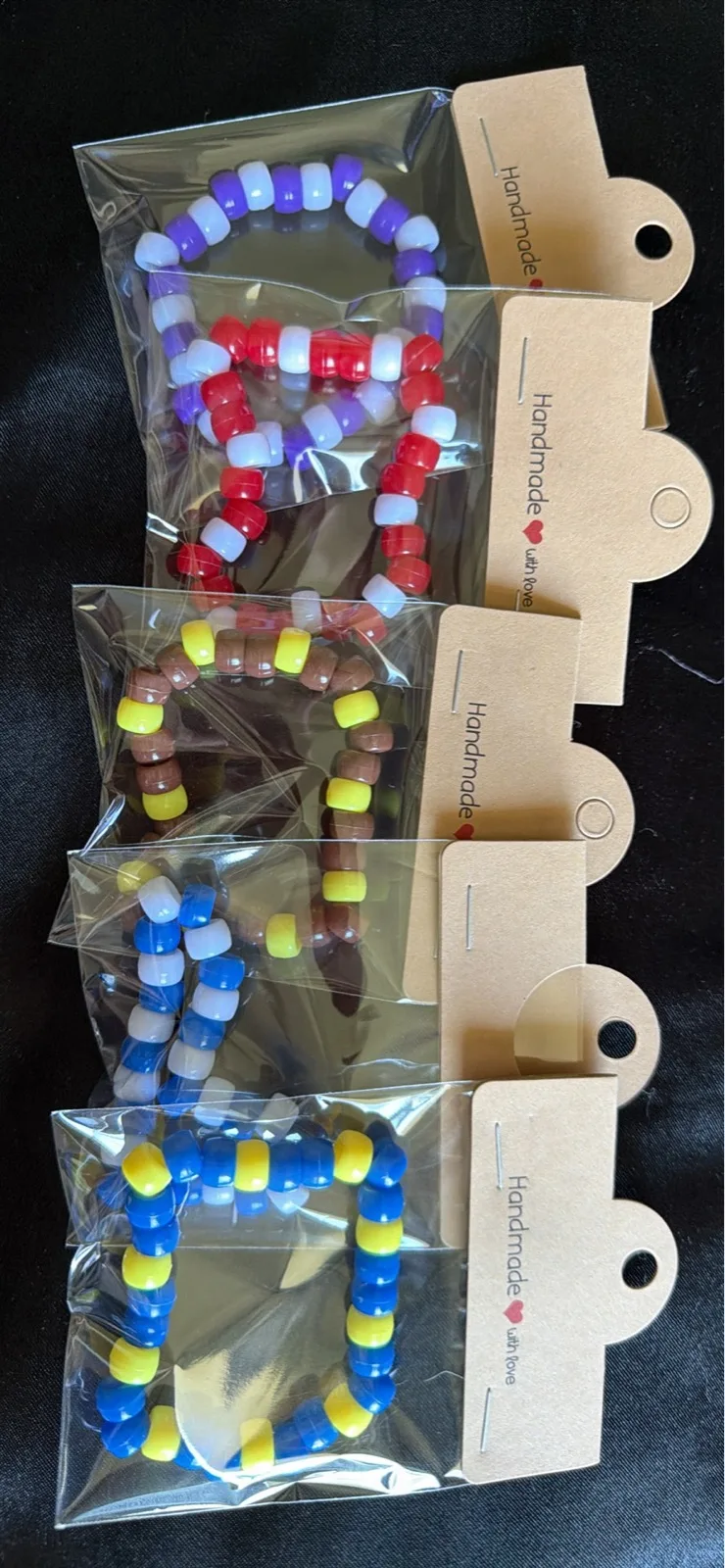 Bracelets , necklace and keychains – photo 3