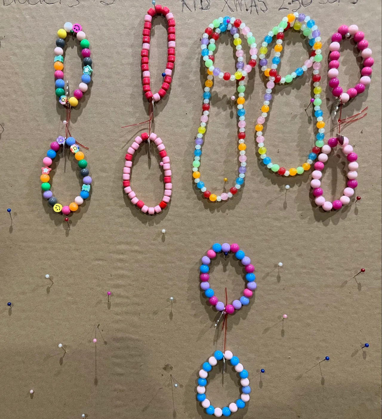 Hand made jewellery and key rings ect . – photo 9
