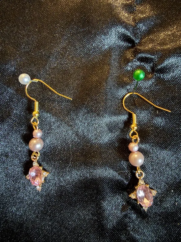 Black / pink and clear crystal earrings