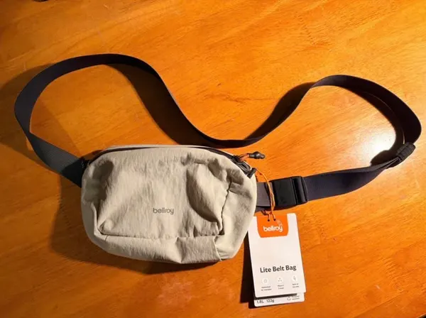 Bellroy Lite Belt Bag / Cross Body Bag / Sling Bag