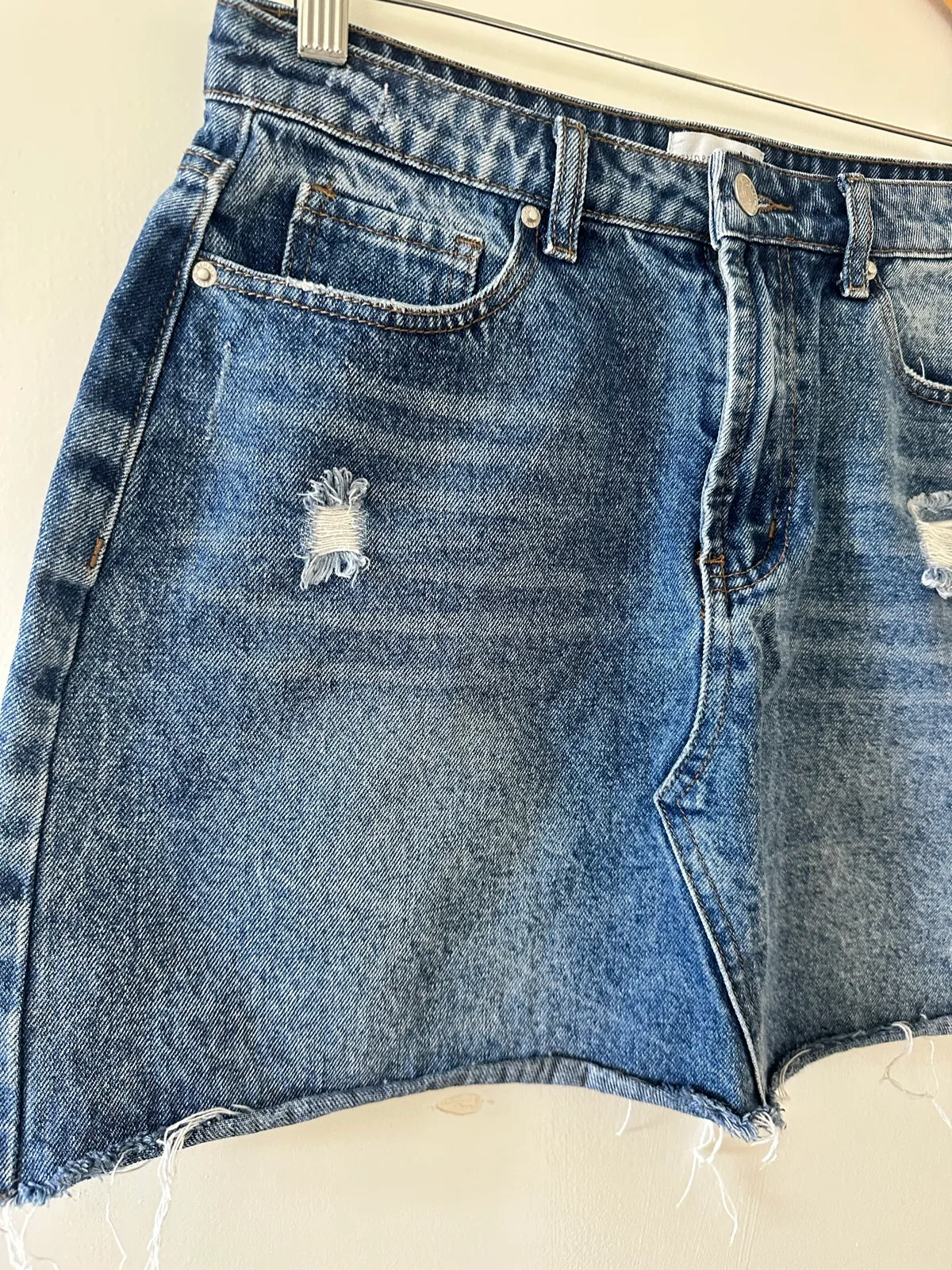 Short Denim Skirt — photo 2