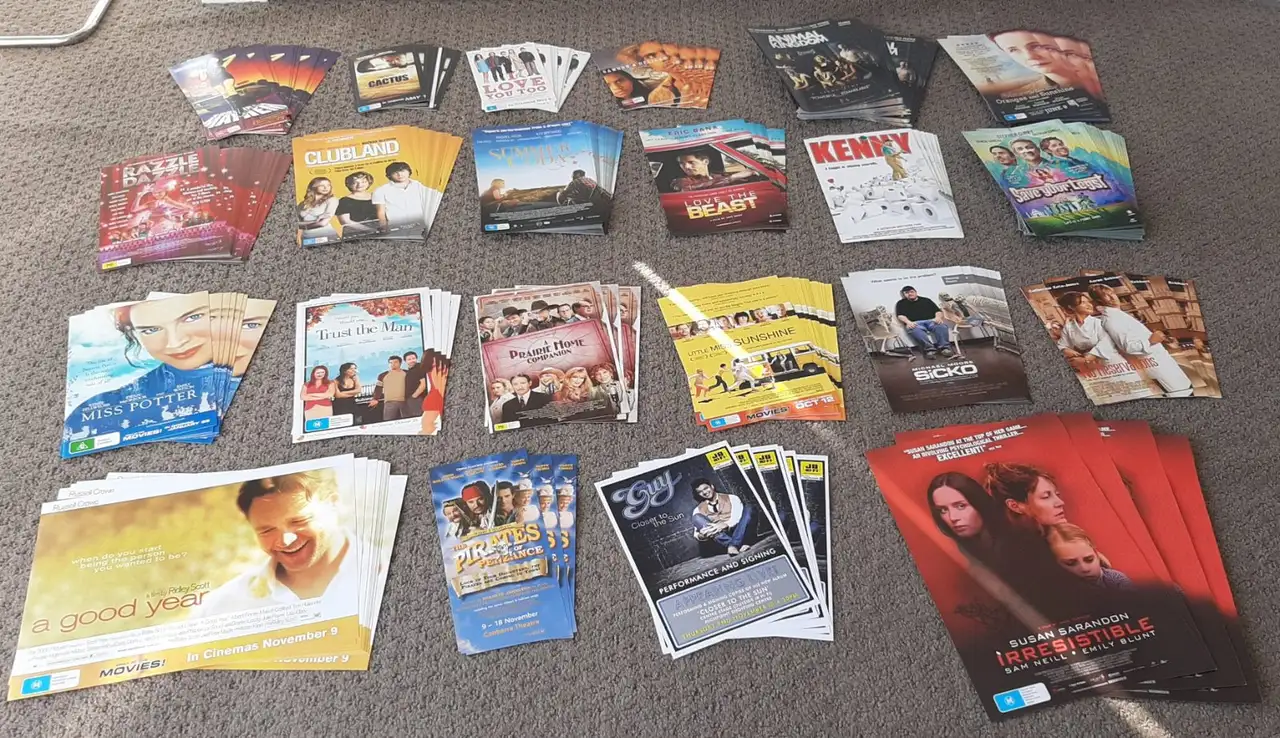 Bulk lot of 502 cinema flyers for Australian and international films / movies – photo 5