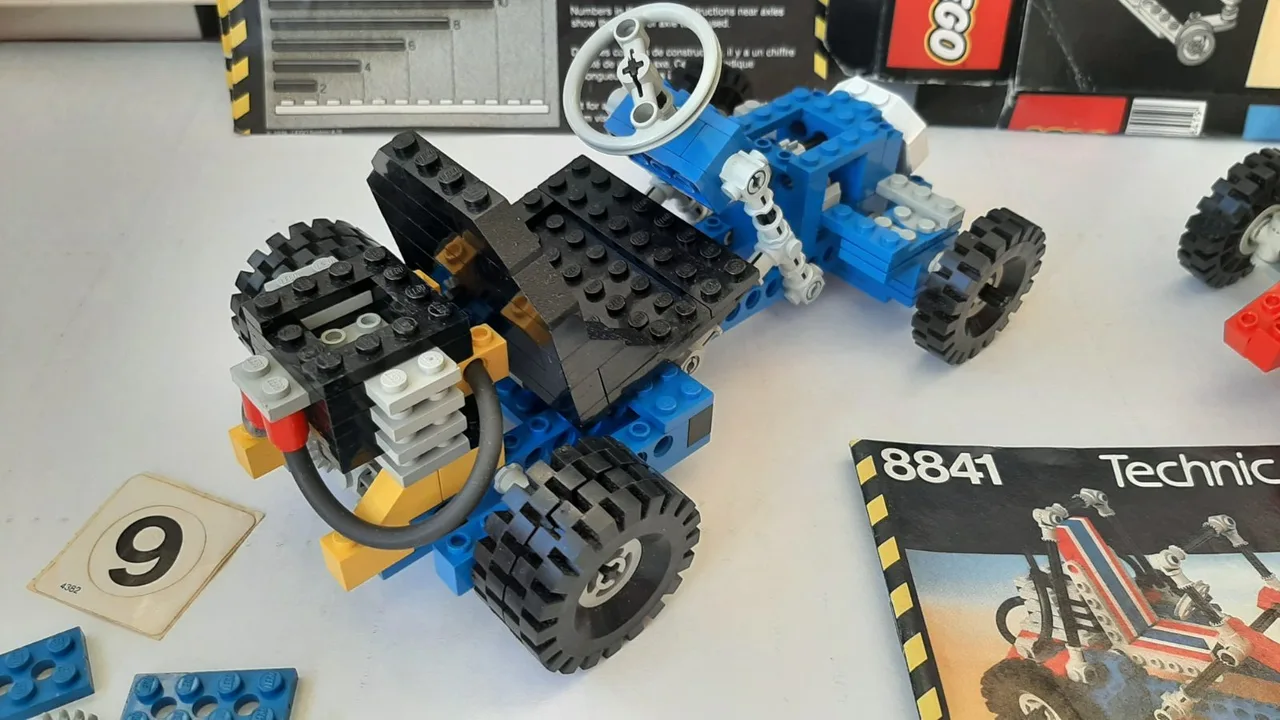 Vintage Lego Technic sets 854 Go Kart and 8841 Dune Buggy / Desert Racer – photo 4