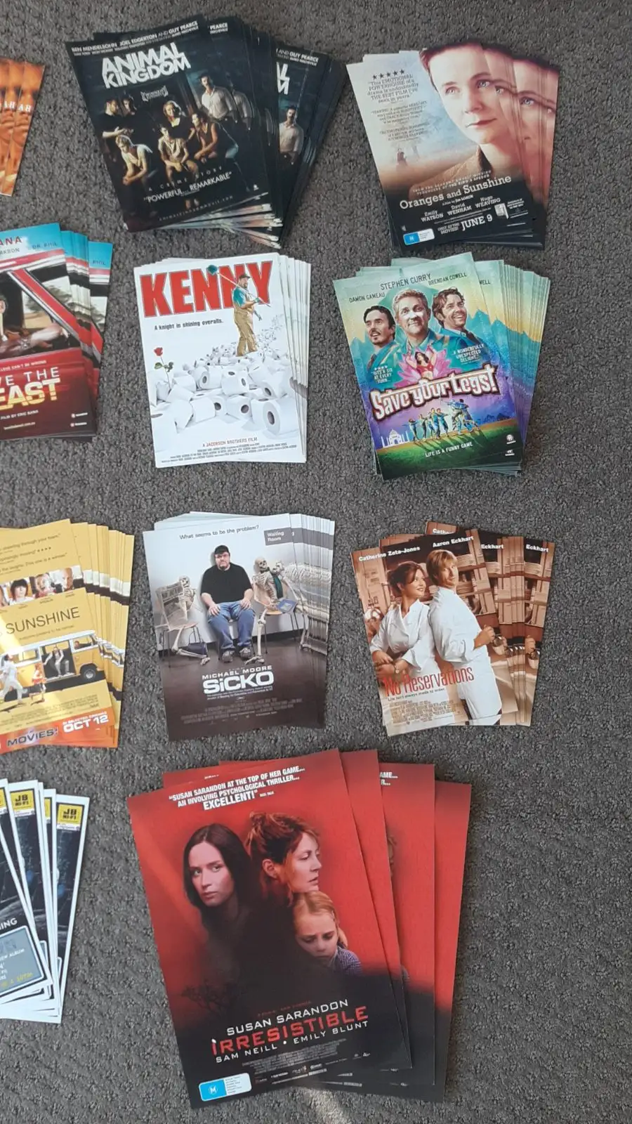 Bulk lot of 502 cinema flyers for Australian and international films / movies – photo 4