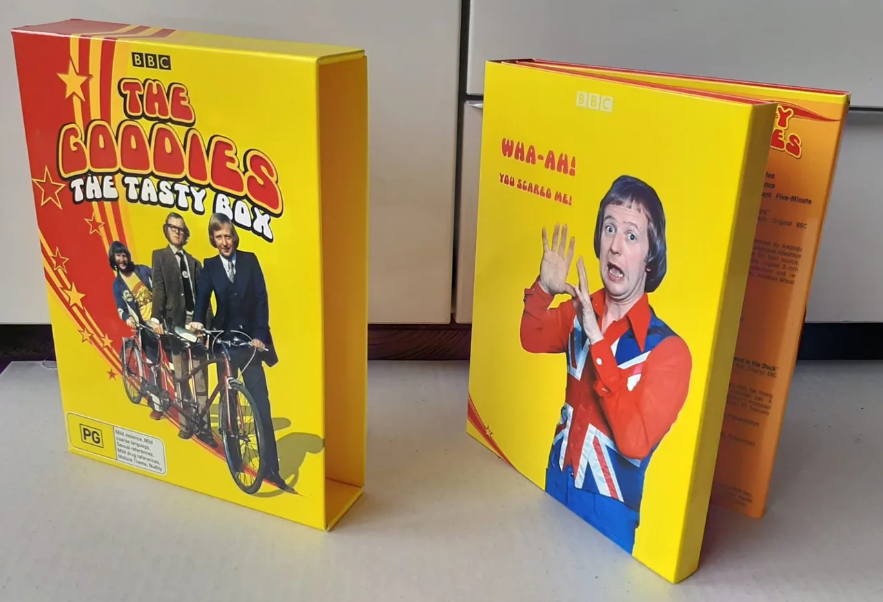 The Goodies: The Tasty Box (4-disc box set) and 22 The Goodies fliers – photo 5