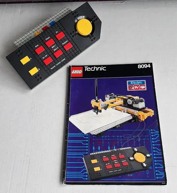 Lego Technic 8094 Control Centre (1990)