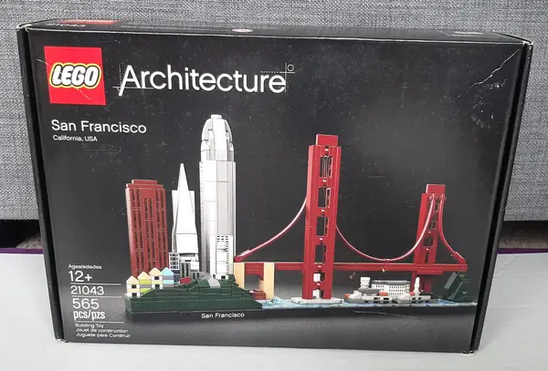 Lego Architecture 21043 San Francisco - BNIB