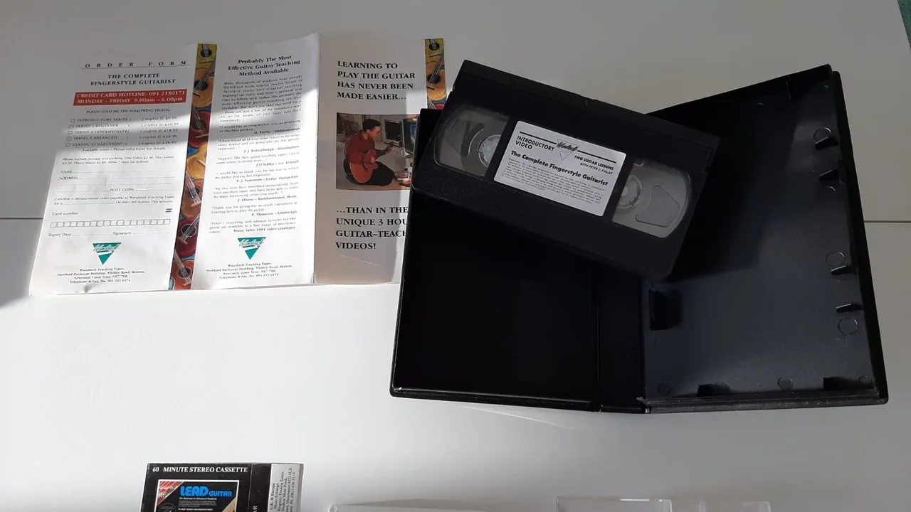 Guitar lessons on VHS video and audio cassette – photo 5