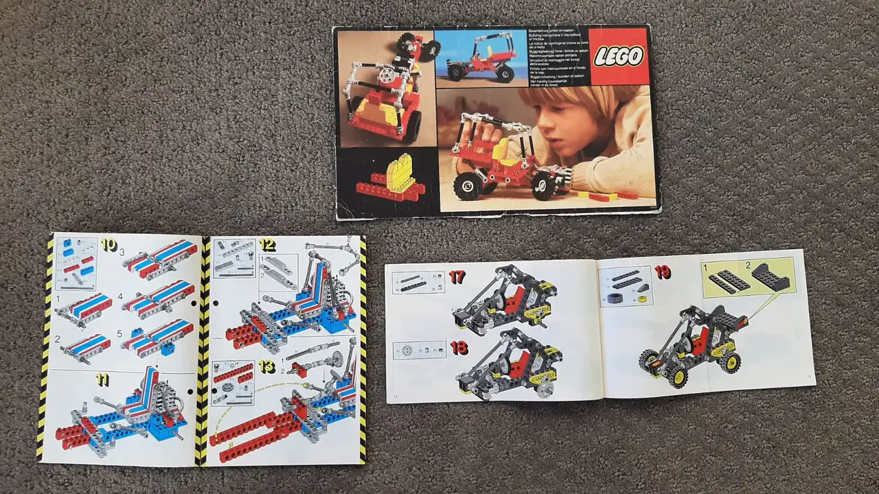 Vintage Lego Technic sets 8845 Dune Buggy, 8841 Dune Buggy and 8818 Baja Blaster – photo 11