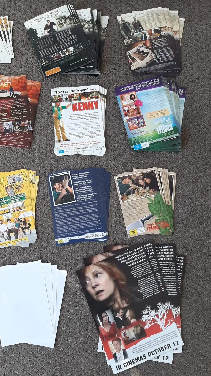 Bulk lot of 502 cinema flyers for Australian and international films / movies – photo 9